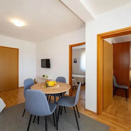 Mareta Biograd Apartmán