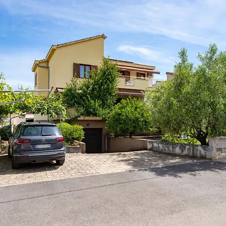 Mareta Biograd Apartmán *